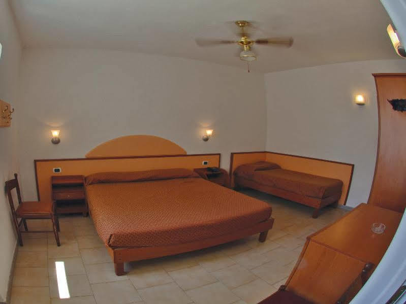 Hotel Villaggio Club Altalia Brancaleone Εξωτερικό φωτογραφία